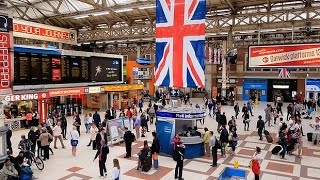 A Walk Through The London Victoria Station London England [upl. by Purdum708]